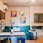 Urban Living, Minicasa Nomad - Kalamata's Hideaway * Akovitika