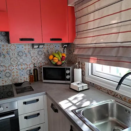 Urban Living, Minicasa Nomad - Kalamata's Hideaway Ferienhaus Akovítika