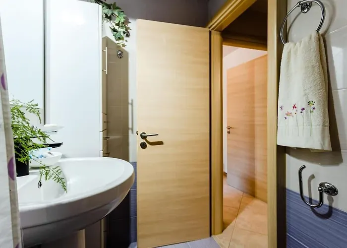 Urban Living, Minicasa Nomad - Kalamata's Hideaway בית נופש Akovítika