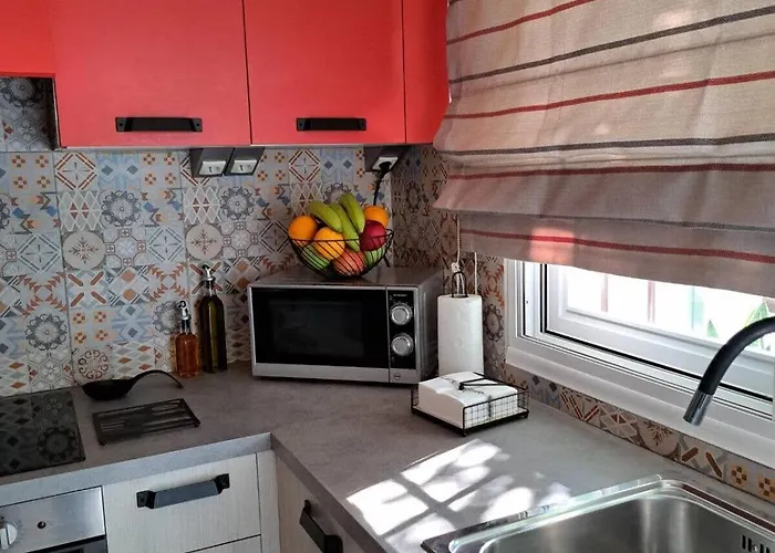 Urban Living, Minicasa Nomad - Kalamata's Hideaway Feriehus Akovítika